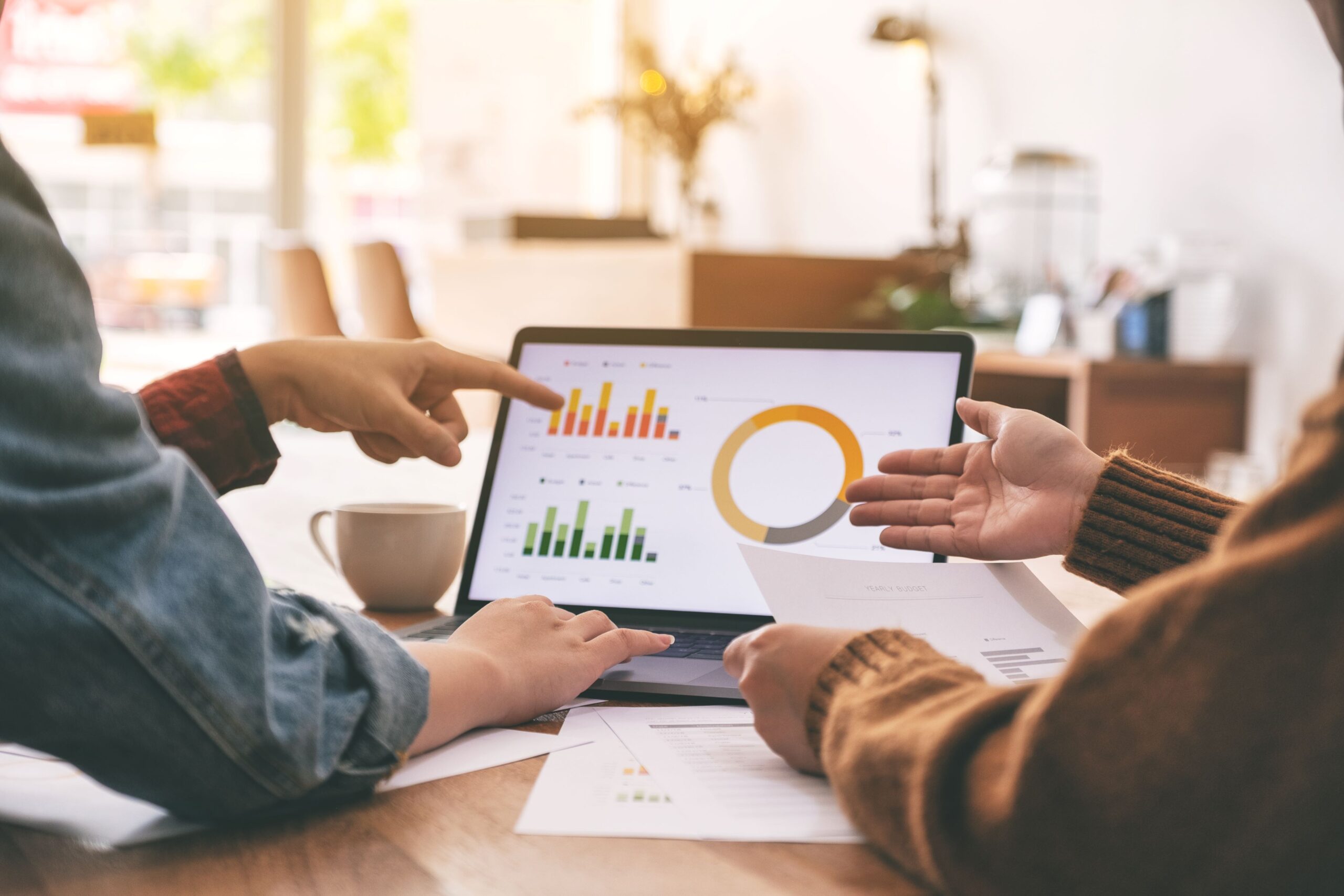 Mutual Funds vs. ETFs Which is Right for You